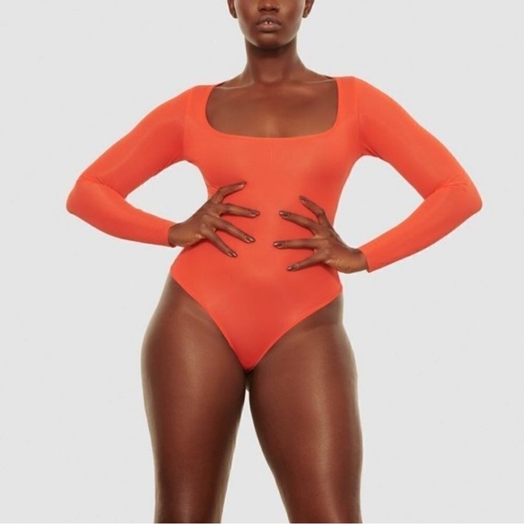 Skims NEW Poppy Red Jelly Sheer Long Sleeve Thong Bodysuit-  Size 3X - Picture 8 of 8